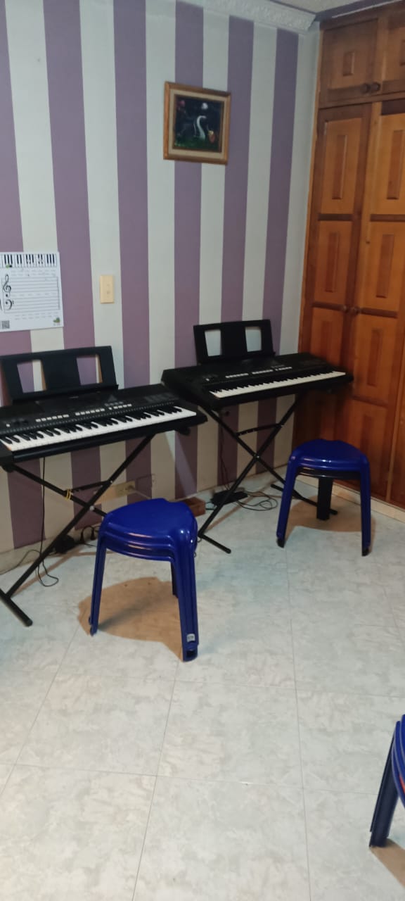 Salón de Teclados
